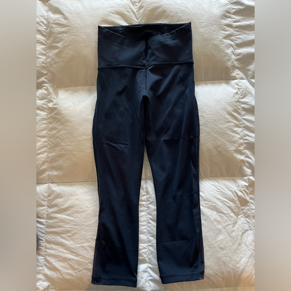 Lululemon women’s train times leggings, navy blue, size 6